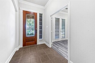 2212 Hobby Falcon Tr in Grand Prairie, TX - Building Photo - Building Photo