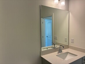 614 Grove Glen Ct in Sugar Hill, GA - Building Photo - Building Photo