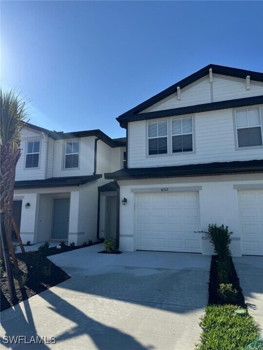 4212 Caterina Ct in North Fort Myers, FL - Building Photo