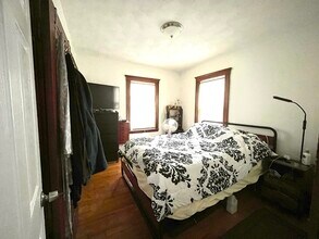 6 1st St, Unit 1 in Medford, MA - Building Photo - Building Photo