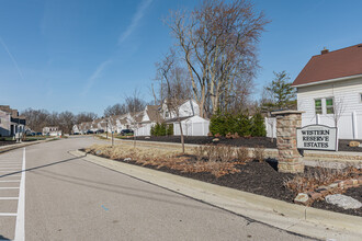 Western Reserve Estates West in Olmsted Falls, OH - Building Photo - Building Photo