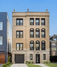 1535 W Estes Ave in Chicago, IL - Building Photo - Building Photo