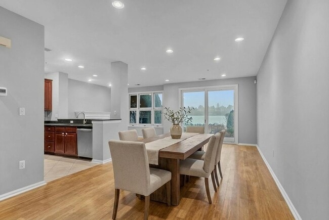 40 Lydia Dr in Guttenberg, NJ - Building Photo - Building Photo