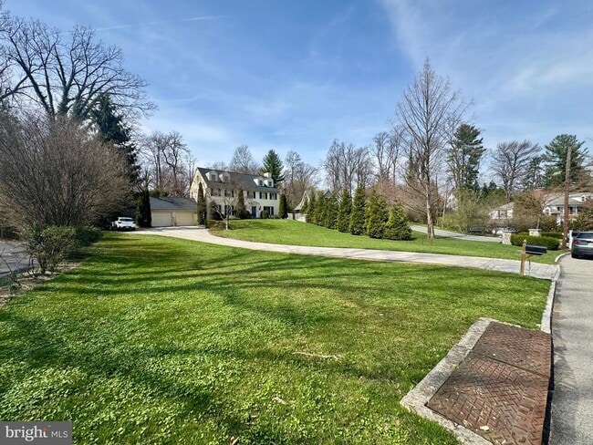 128 Avon Rd in Haverford, PA - Building Photo - Building Photo