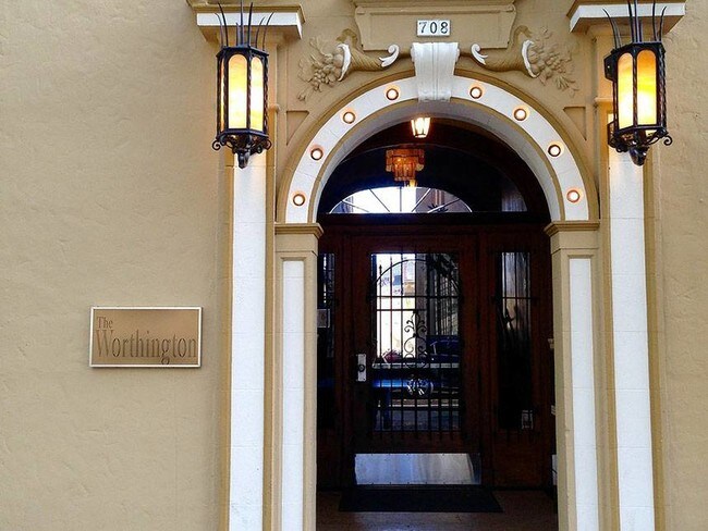 Worthington in Portland, OR - Building Photo - Building Photo