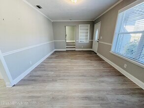 7008 Perke Dr in Jacksonville, FL - Building Photo - Building Photo