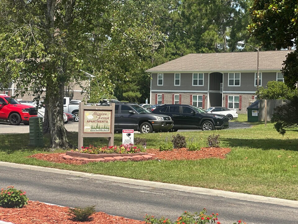 Mission Forest Apartments in St. Marys, GA - Foto de edificio