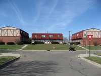 Ironwood Court Apartments in Columbus, OH - Foto de edificio - Building Photo