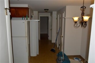 145 Magnolia St in Cranston, RI - Building Photo - Building Photo