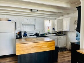 80 Lighthouse Rd in Scituate, MA - Building Photo - Building Photo