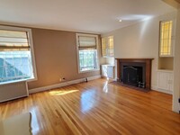 139 Beaconsfield Rd, Unit 4 in Brookline, MA - Building Photo - Building Photo