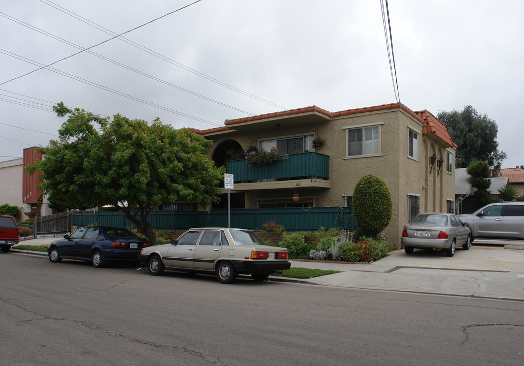 2861 Polk Ave in San Diego, CA - Building Photo