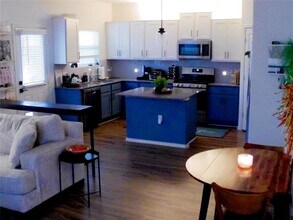 10629 Sunday Dr in Austin, TX - Building Photo - Building Photo