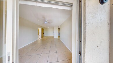1830 Abbey Rd in West Palm Beach, FL - Building Photo - Building Photo