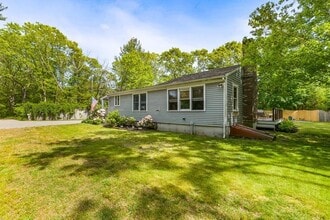 168R Stockbridge Rd in Scituate, MA - Building Photo - Building Photo