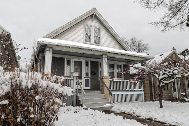 property at 168 E Rosedale Ave