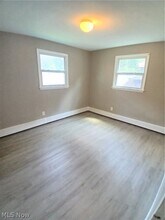 127 Shields Rd in Youngstown, OH - Building Photo - Building Photo