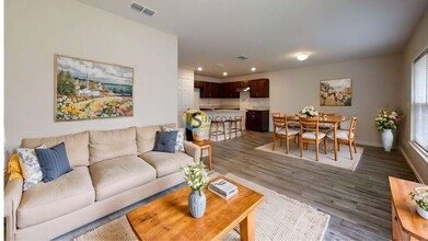 42 Ryapple Ln in Palm Coast, FL - Building Photo - Building Photo