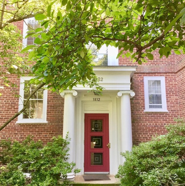 property at 3832 Porter St NW
