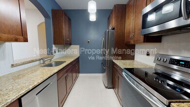 7990 Baymeadows Rd E in Jacksonville, FL - Building Photo - Building Photo