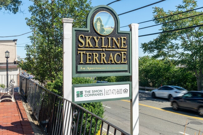 Skyline Terrace Apartments in Quincy, MA - Building Photo - Building Photo