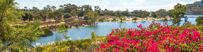 Casas Alquiler en Lake Murray, CA