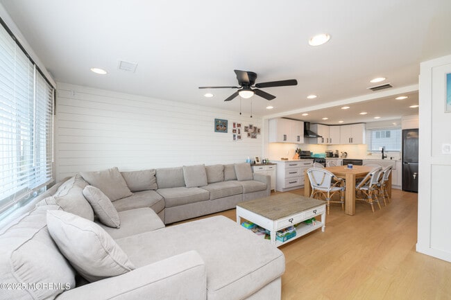 9 Vine Ct in Long Branch, NJ - Building Photo - Building Photo