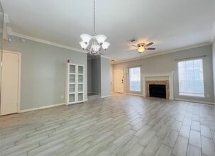 3800 Tanglewilde St in Houston, TX - Building Photo - Building Photo