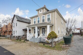 320-322-322 Stanaford Pl in Columbus, OH - Building Photo - Building Photo