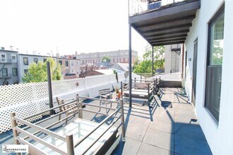 24 2nd Pl in Brooklyn, NY - Building Photo - Building Photo