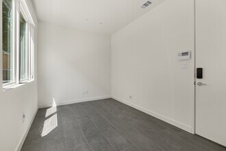 6319 Richmond Ave in Dallas, TX - Building Photo - Building Photo