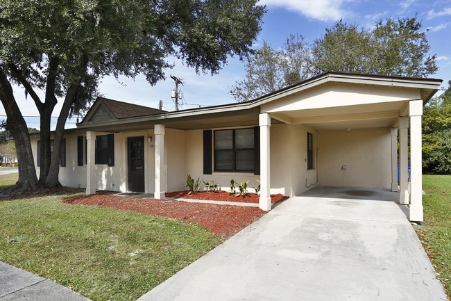 Hunter Army Airfield Homes