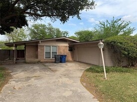 3253 Millmar Dr in Dallas, TX - Building Photo