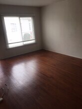 8928 Ramsgate Ave, Unit 8928 12 in Los Angeles, CA - Building Photo - Building Photo