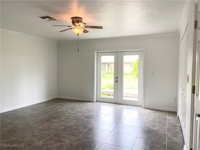 16060 Dublin Cir in Ft. Myers, FL - Building Photo - Building Photo