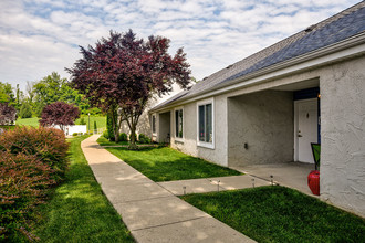 Abbys Crossing in Bethesda, OH - Building Photo - Building Photo