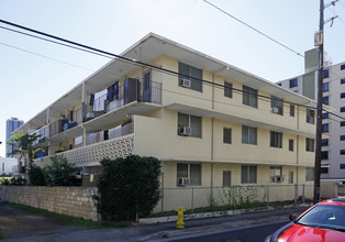 915 Birch St in Honolulu, HI - Building Photo - Building Photo