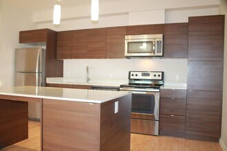 9519-9160 160 Ave NW in Edmonton, AB - Building Photo - Building Photo