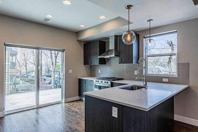 property at 2862 Hazel Ct