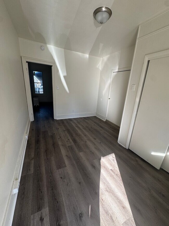 831 W Chew St in Allentown, PA - Building Photo - Building Photo