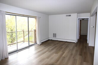 1257 Island Dr in Ann Arbor, MI - Building Photo - Building Photo