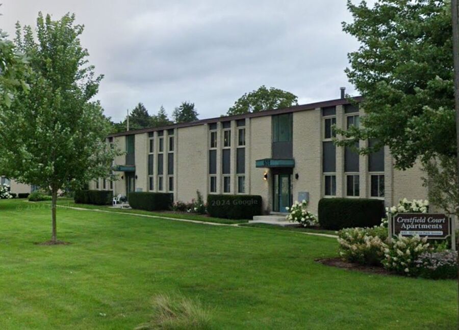 649 W Park Ave in Libertyville, IL - Building Photo