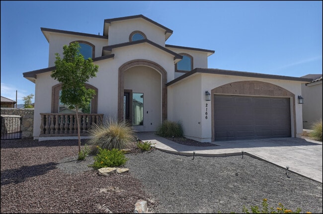 2166 Enchanted Crst Dr in El Paso, TX - Building Photo - Building Photo