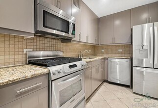 270 Park Ave S in New York, NY - Building Photo - Building Photo