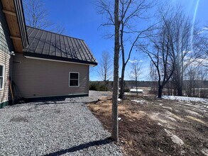 406 Meadow Cross Rd in Topsham, ME - Foto de edificio - Building Photo