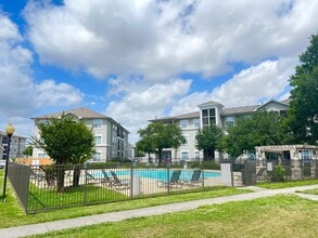 Costa Rialto in Houston, TX - Building Photo - Building Photo
