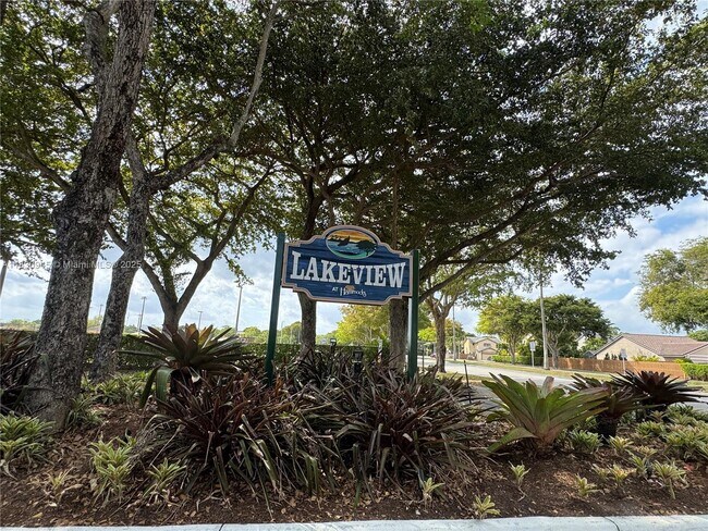 property at 9701 Hammocks Blvd