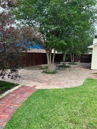 10739 Highland Woods Dr photo'