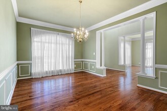 7616 Great Dover St in Gainesville, VA - Building Photo - Building Photo