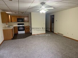 264 Tackett Branch Rd in Hurricane, WV - Building Photo